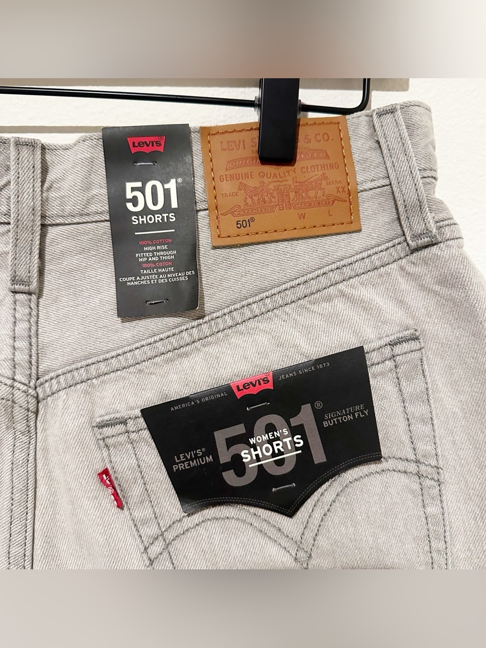 NWT Levi's 501 Gray Cutoff Denim Shorts - 28